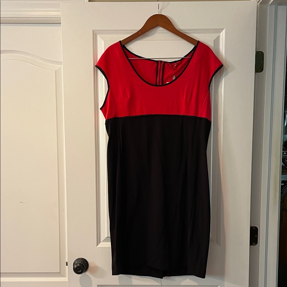 Narciso Rodriguez Red and Black Sheath Dress
